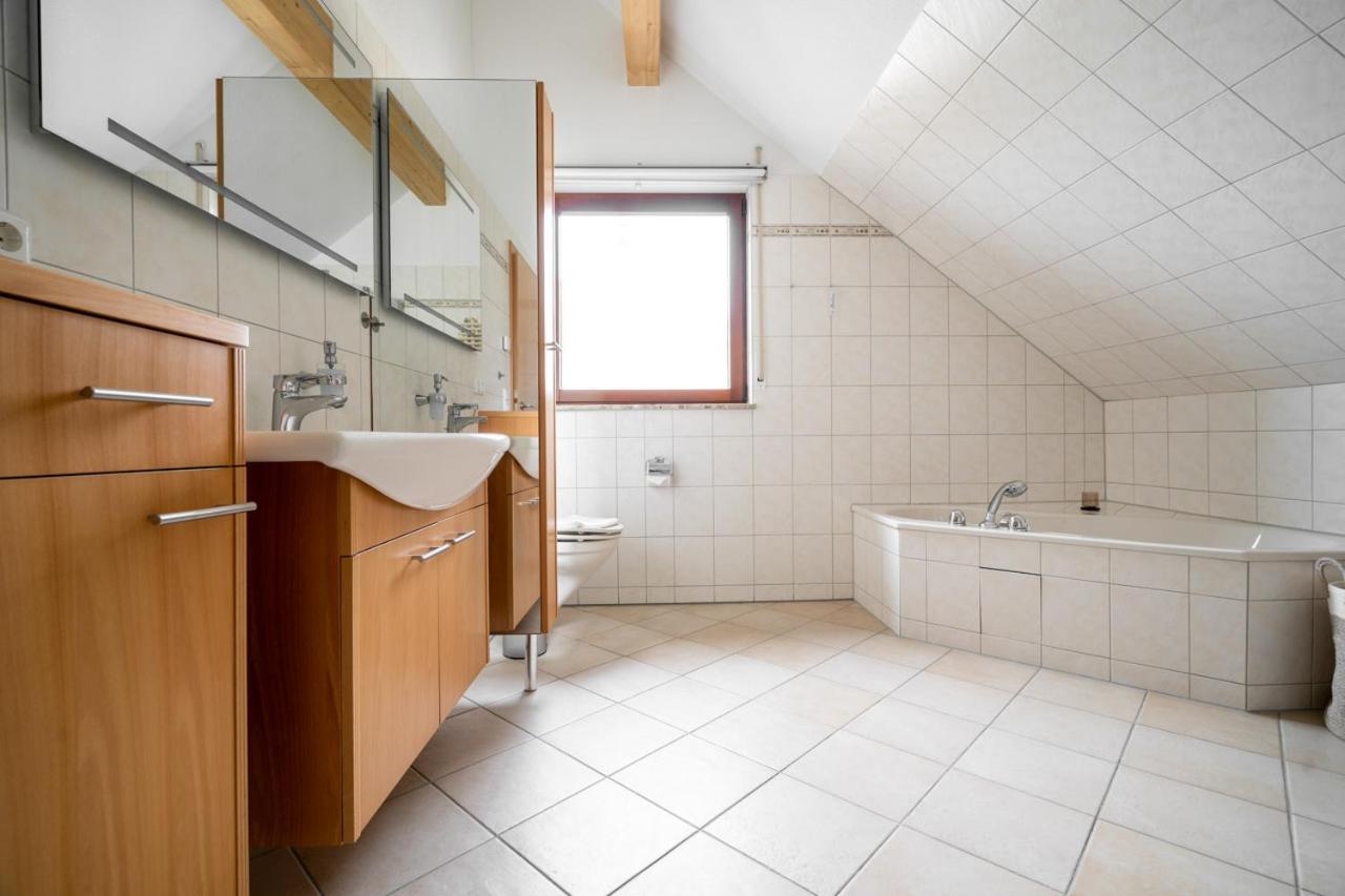 Appartement Roter Milan Рехлин Экстерьер фото